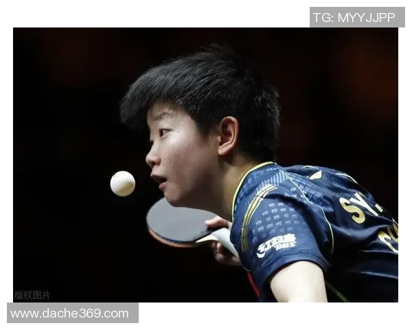 纳达尔与拉约维卡激战正酣谁将晋级下一轮比赛的巅峰对决 纳达尔与拉约维卡激战正酣谁将晋级下一轮比赛的巅峰对决